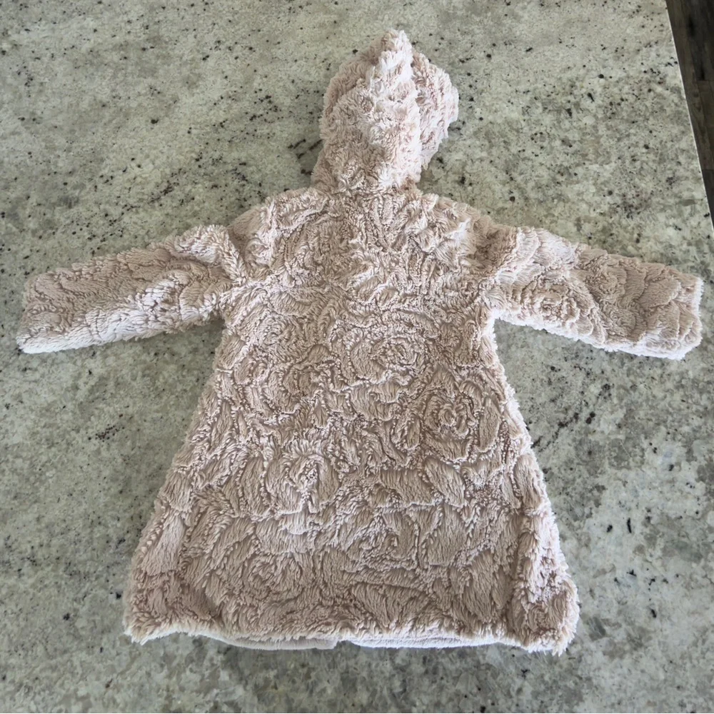 Widgeon Girls Faux‎ Fur Hooded Coat Size 5 Blush Pink